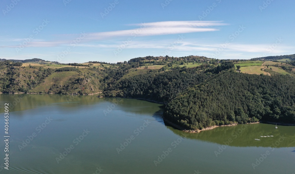 vue aérienne des gorges de la Truyère en Aveyron
