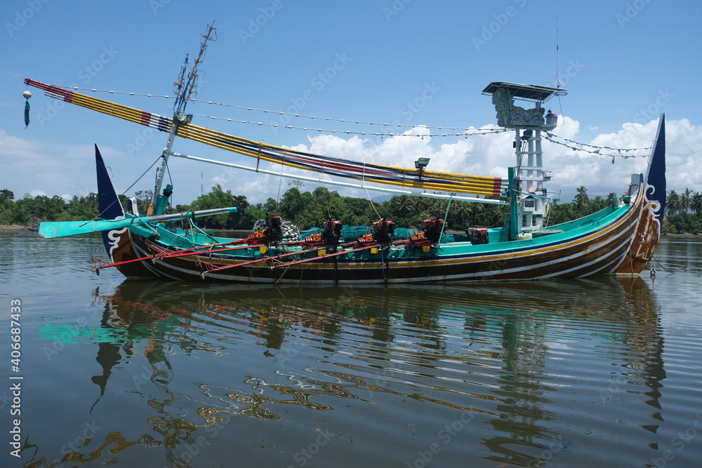 Indonesia Bali Negara - Pantai Pengambengan - Wooden fishing boats in Bugis style