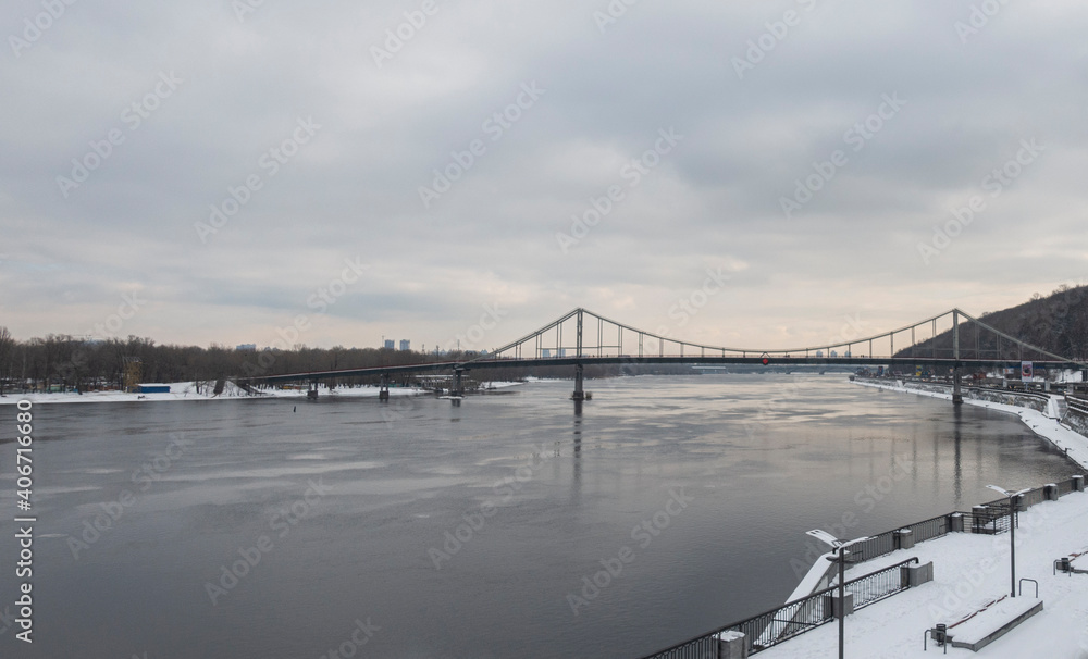 Winter cold on the Dnieper in Kiev