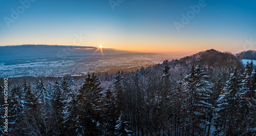 Snowshoe tour at the Gehrenberg near Lake Constance