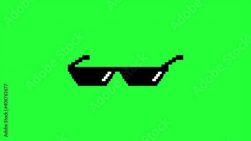 Pixel old glasses. Gangster effect with glasses video