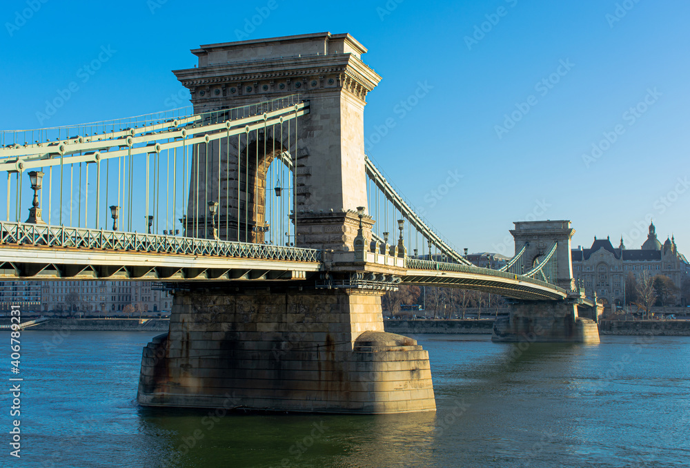 Obraz premium Hungary, Budapest, beautiful architecture, chain bridge on the Danube river