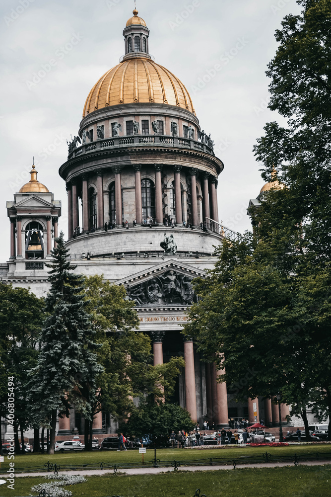 Fototapeta premium Isaak cathedral in the St.petersburg