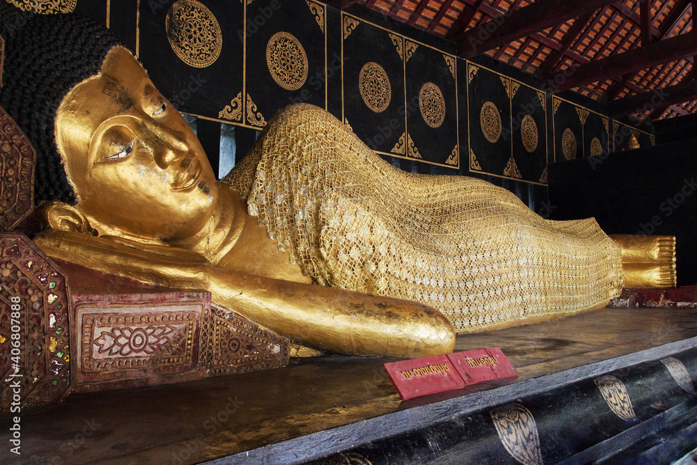 Reclining Buddha at Wat Chedi Luang in Chiang Mai