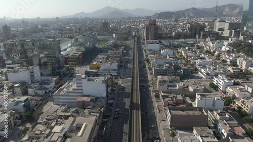 Aérea de avenida vazia