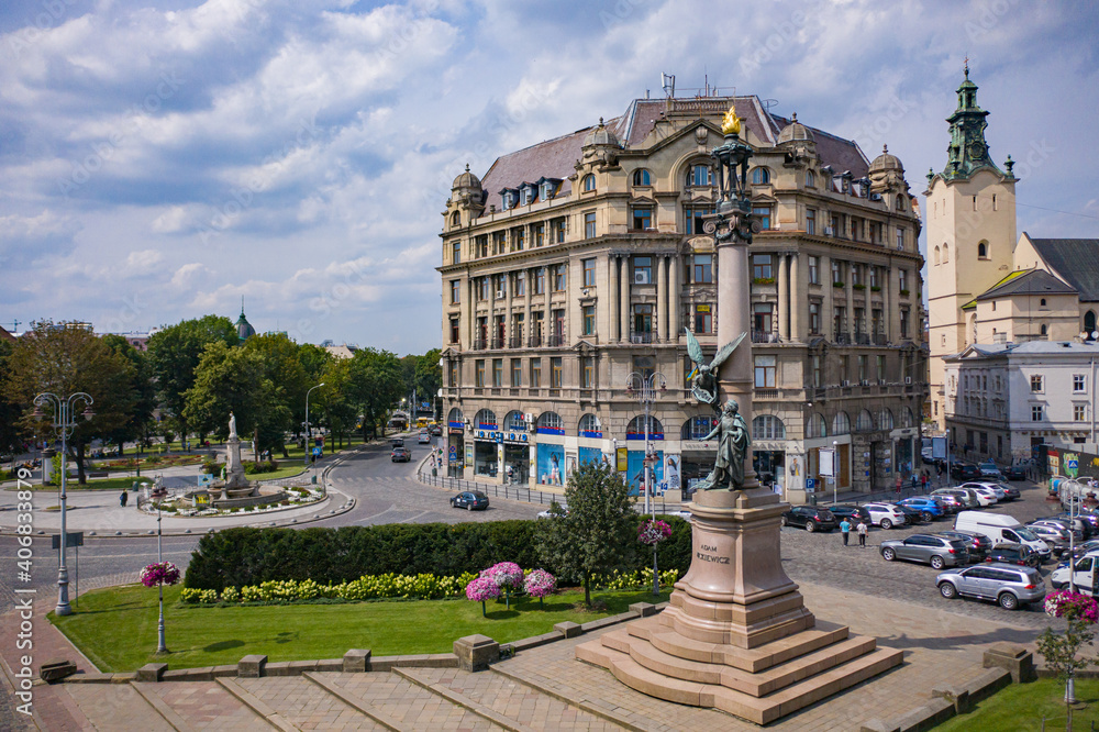 Obraz premium Aerial view on Monument to Adam Mickiewicz in Lviv, Ukraine from drone