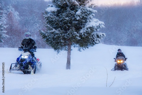 Tablou pe pânză Snowmobile in the Canadian winter