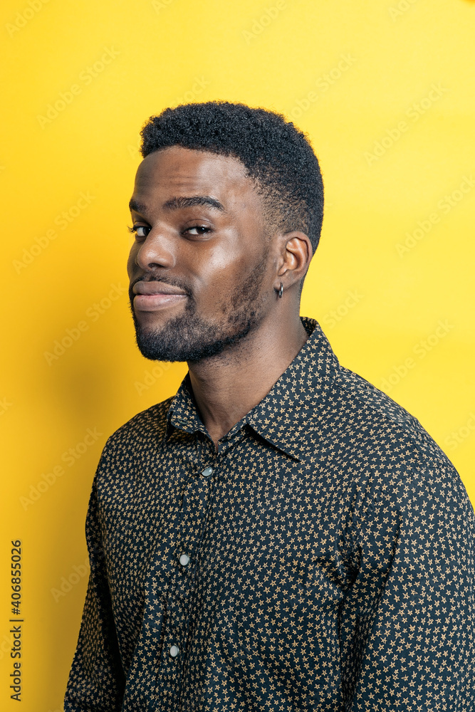 Obraz premium Happy Young Black Man Laughing