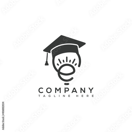 Letter E with Graduation Hat and bulb for education business E-learning Concept logo template Stock Vector