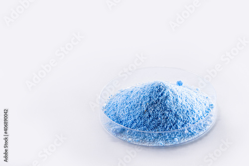 Copper sulfate, a chemical compound, works as an algaecide. Used in swimming pools, agriculture and gardening use the mineral compound a lot to avoid fungal infestations in crops