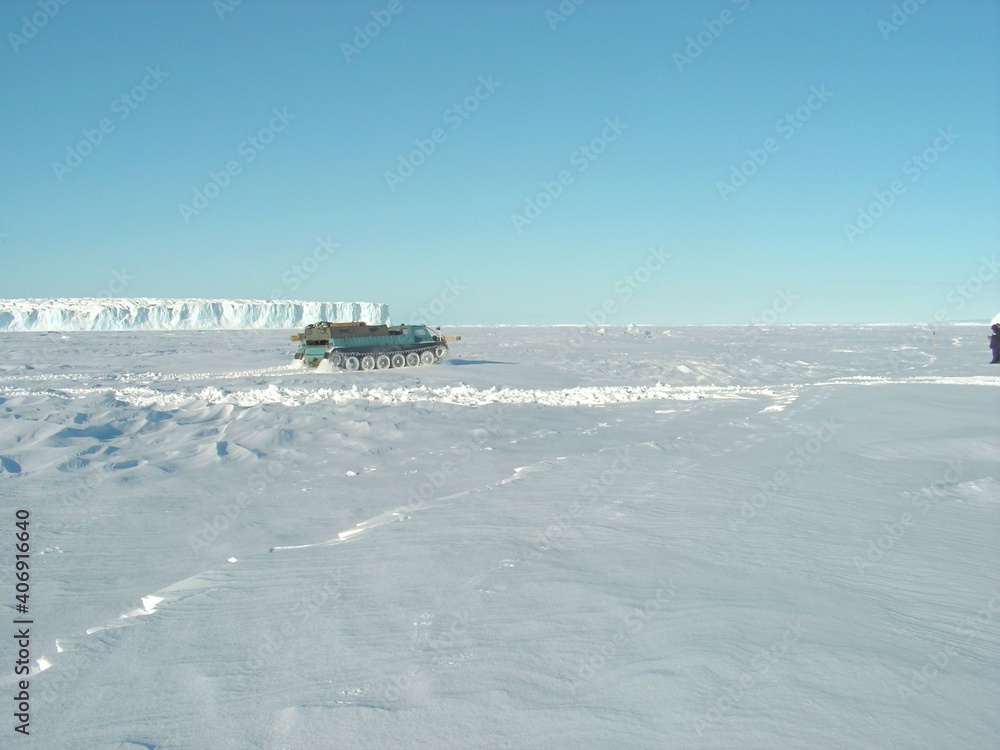 antarctica ice icebergs sea snow winter day antarctica ice icebergs sea snow winter day