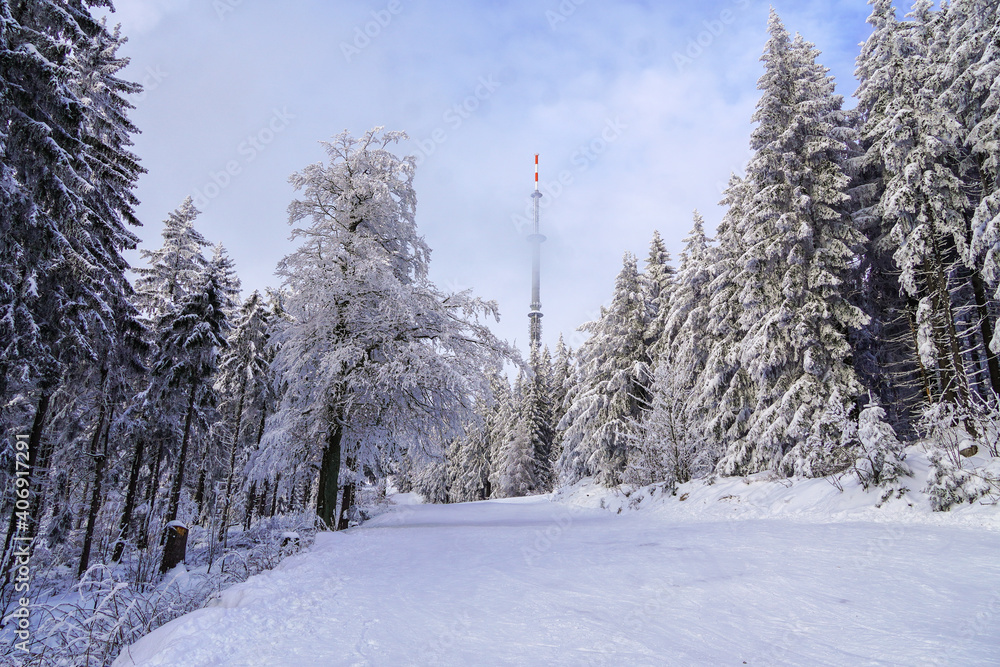 Fichtelgebirge Wintersport am Ochsenkopf Skilift Sendeturm