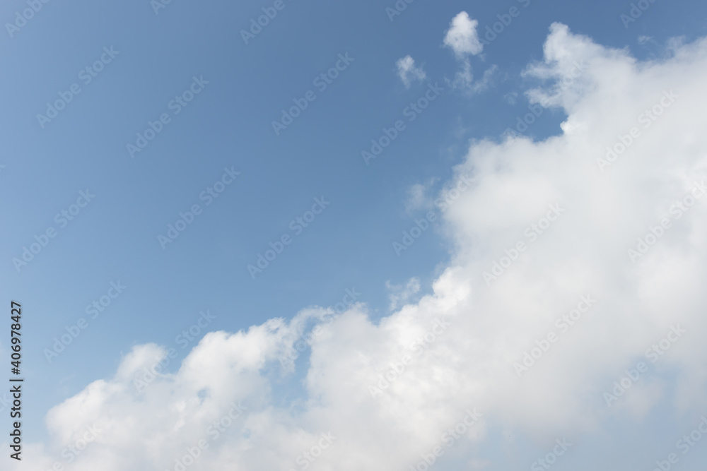 Fototapeta premium tranquil blue sky with cloud