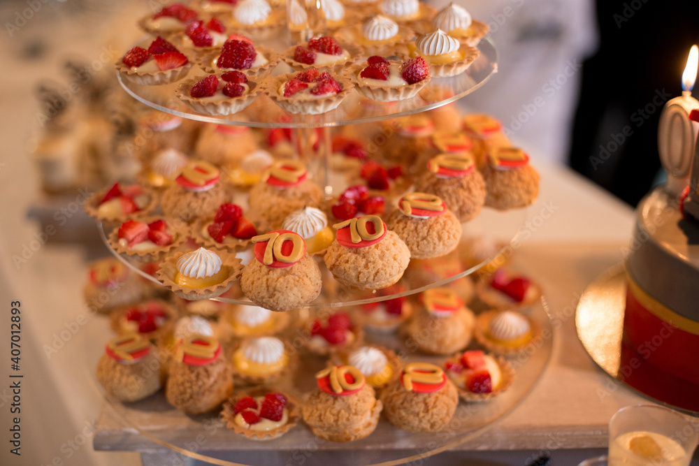 Fototapeta premium plateau de desserts