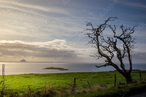 Photographie view of Ailsa Craig and Plada from Arran