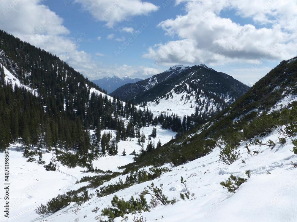 Hoher Ziegspitz mountain tour, Bavaria, Germany