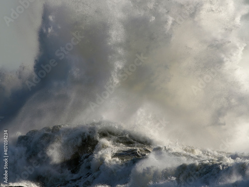 Storm on the coast © Zacarias da Mata