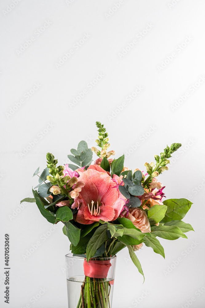 Fototapeta premium Pink Flowers Bouquet for Anniversary Present
