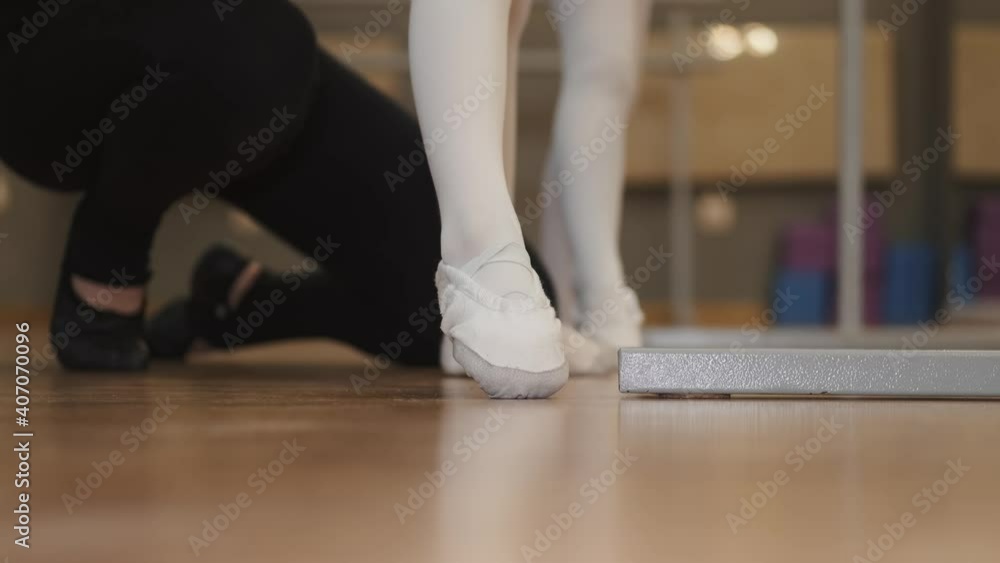 woman teaching girl how to dance ballet woman people young child happy family home couple business sitting office student indoors mother friends person smiling children businesswoman mirror daughter woman teaching girl how to dance ballet woman people young child happy family home couple business sitting office student indoors mother friends person smiling children businesswoman mirror daughter