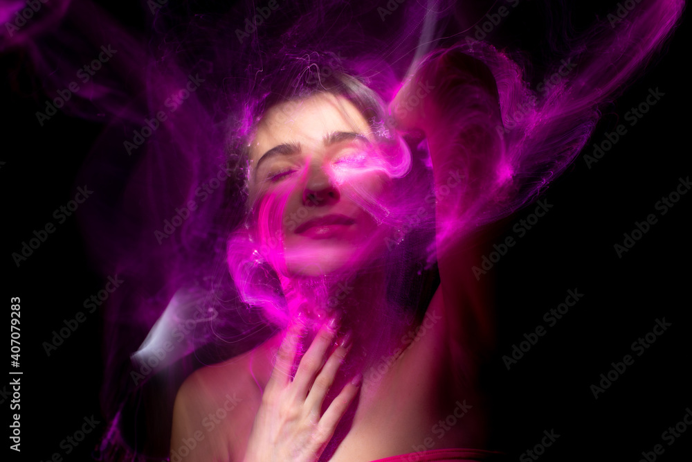 lightpainting portrait, new art direction, , light drawing at long exposure lightpainting portrait, new art direction, , light drawing at long exposure