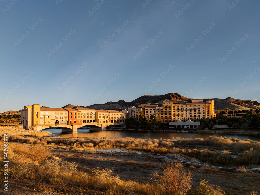 Fototapeta premium Afternoon view of the beautiful scenery around Lake Las Vegas