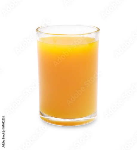 Closeup glass of fresh orange juice isolated on white background with clipping path