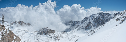 Sierra Nevada Mountain Range, mountaineering, mountains with snow and cloud cover, Mt Whitney Approach Route © Larry Zhou