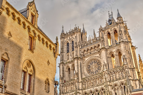 Amiens Cathedral, HDR Image © mehdi33300
