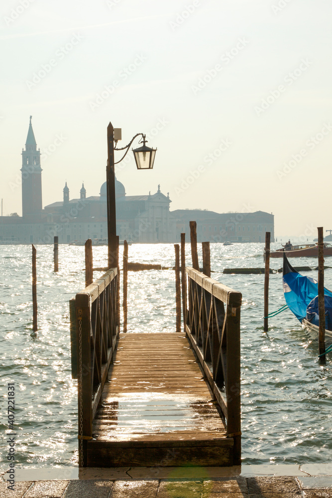 Blick von der Piazzetta auf die Insel San Giorgio Maggiore; Venedig