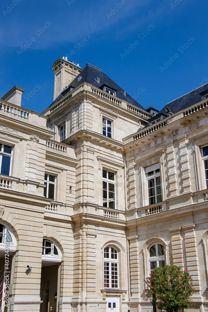 Fototapeta premium Sénat, palais du Luxembourg à Paris