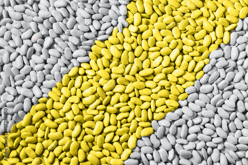 Legumes in Illuminating yellow and ultimate gray colors - the fashionable colors of 2021.