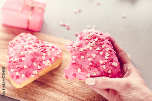 sweet heart shaped donuts