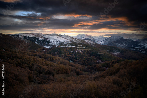 Fototapeta Naklejka Na Ścianę i Meble -  Sunrise at Ancares mountains during Autumn. Galicia and Leon, Spain