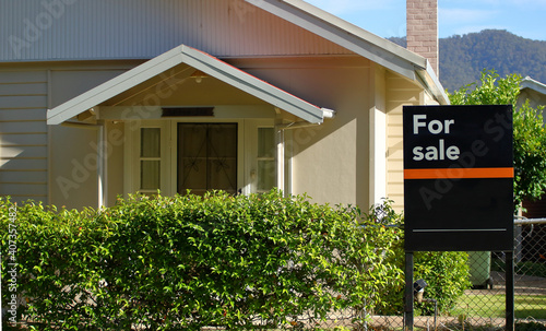 Photos For sale sign generalised, Australia