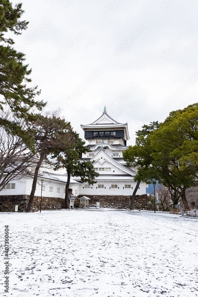 雪の小倉城