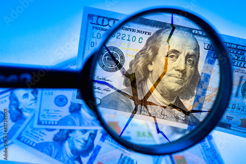 US dollar under a magnifyin...