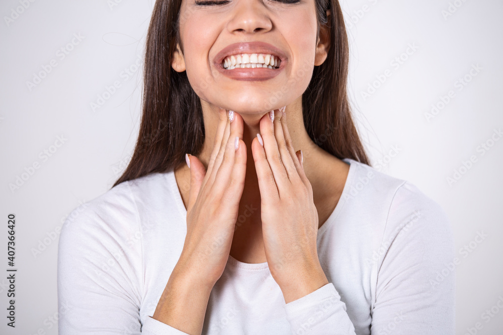 Women with thyroid gland problem . Endocrinology, hormones and treatment. Inflammation of the sore throat Women with thyroid gland problem . Endocrinology, hormones and treatment. Inflammation of the sore throat