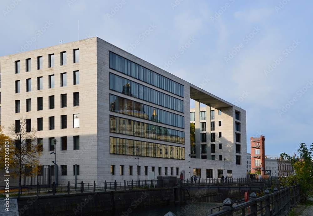 Obraz premium Auswärtiges Amt im Stadtteil Mitte, Berlin