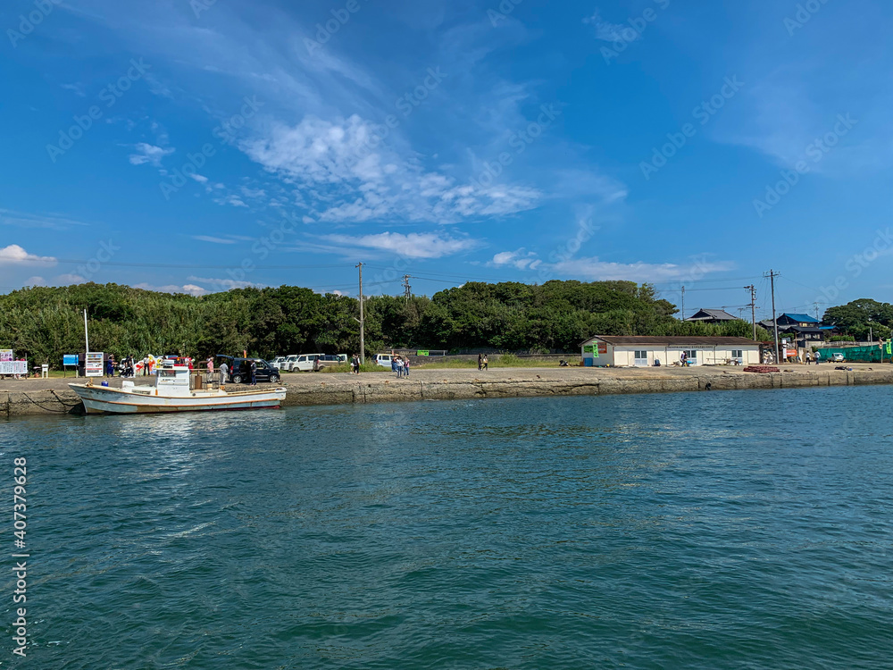 Naklejka premium 小さな漁港