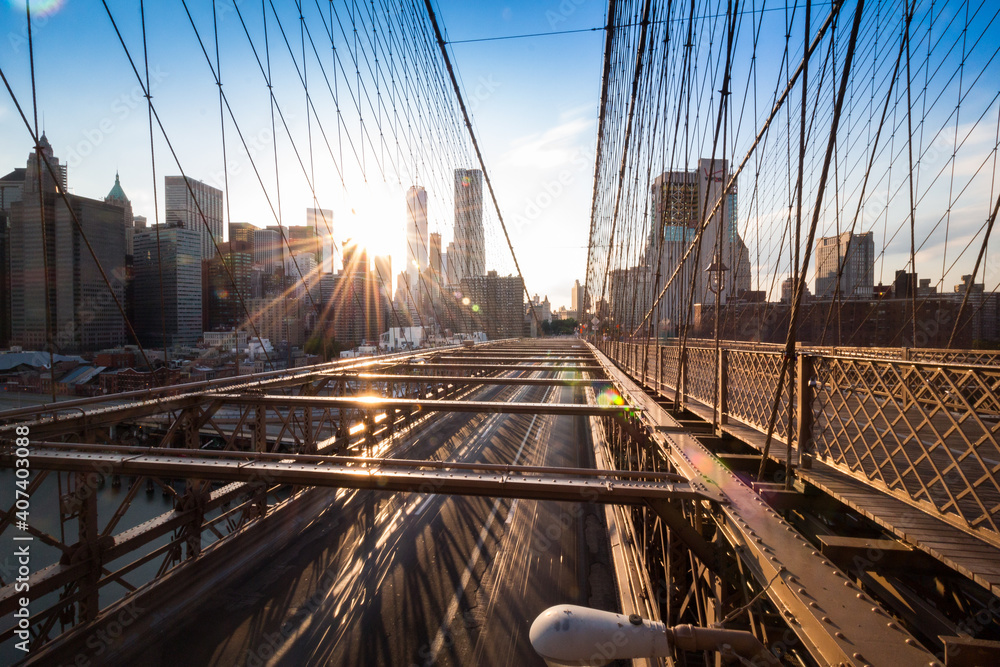 Fototapeta premium Brooklyn Bridge long exposure