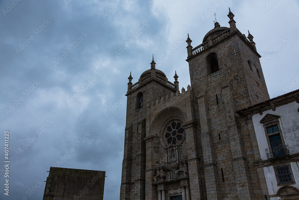 ポルトガル　ポルトのポルト大聖堂