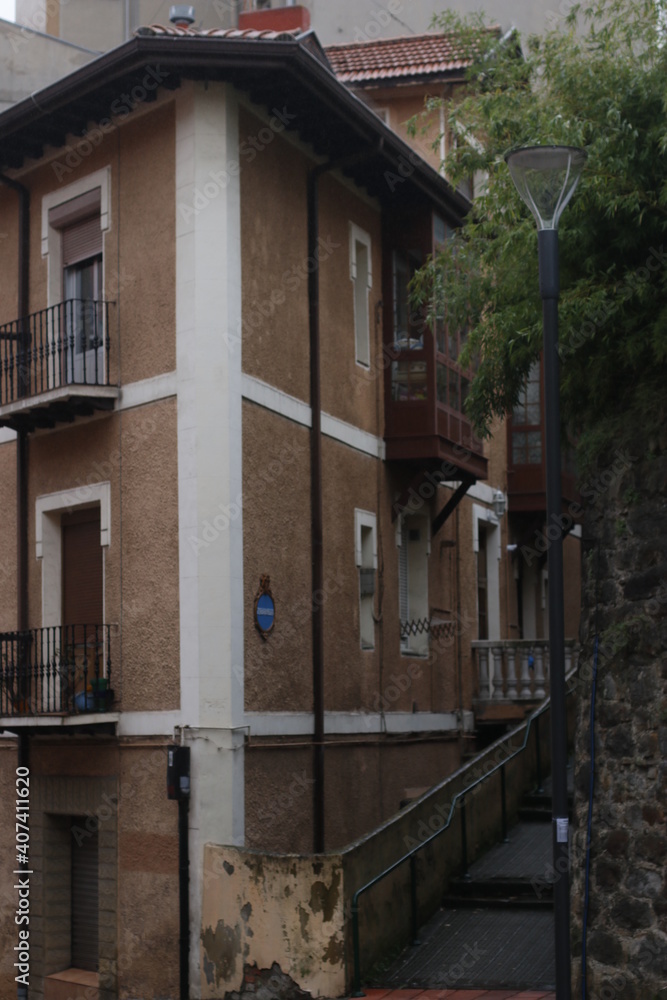 Residential building in a neighborhood of Bilbao