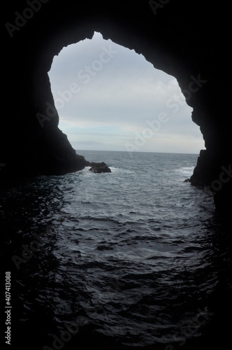 Bay of Islands: Höhle im Meer