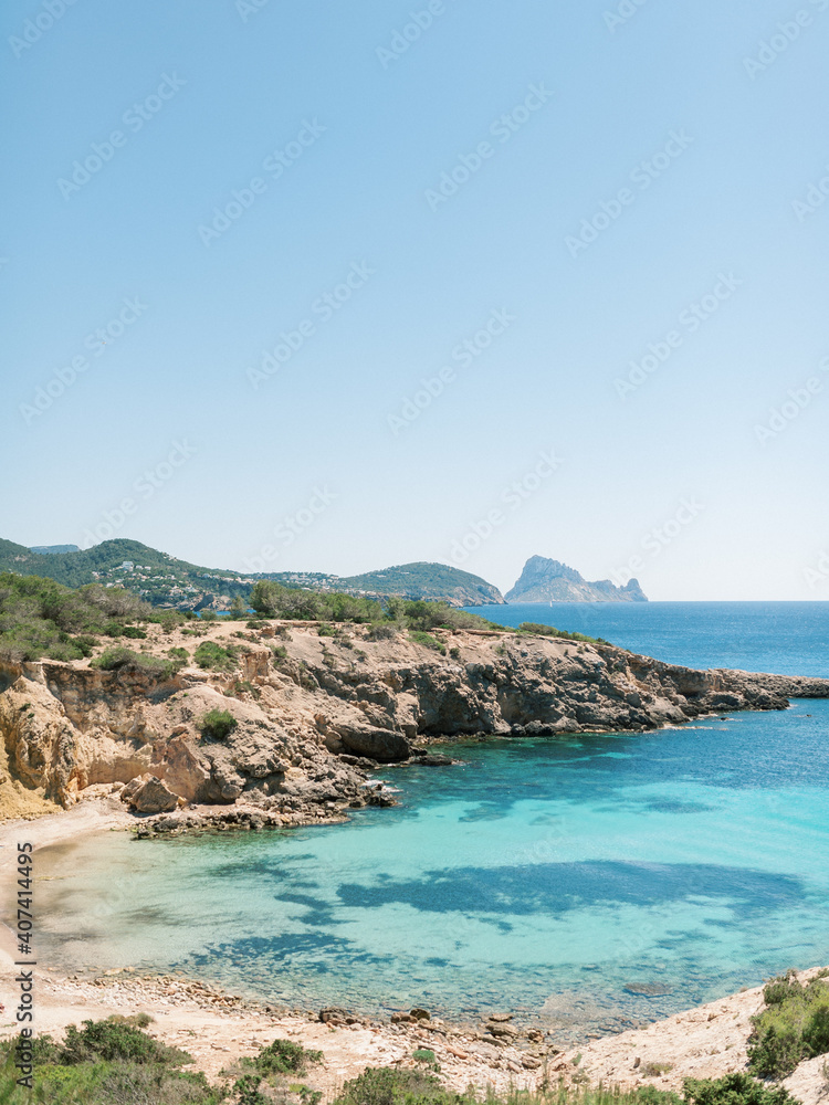 Fototapeta premium Ibiza Es Vedra | Fine-Art Travel Photography | Blue Coloured Sea Paradise