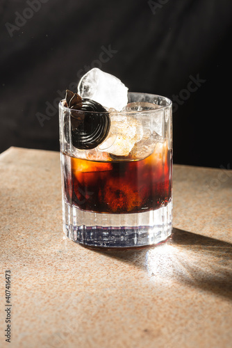Obraz na płótnie cocktail w salonie