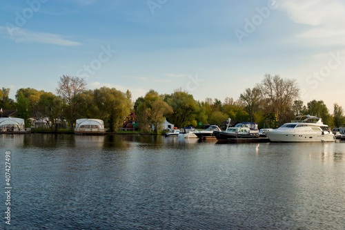 Yachts and boats on the Moscow river. Park zone in Strogino, Moscow - September 24, 2020 © KURLIN_CAfE