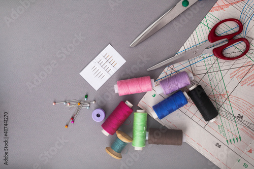 Copyspace frame with sewing tools © Smart Future