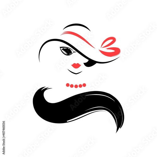 woman with hat and sunglasses