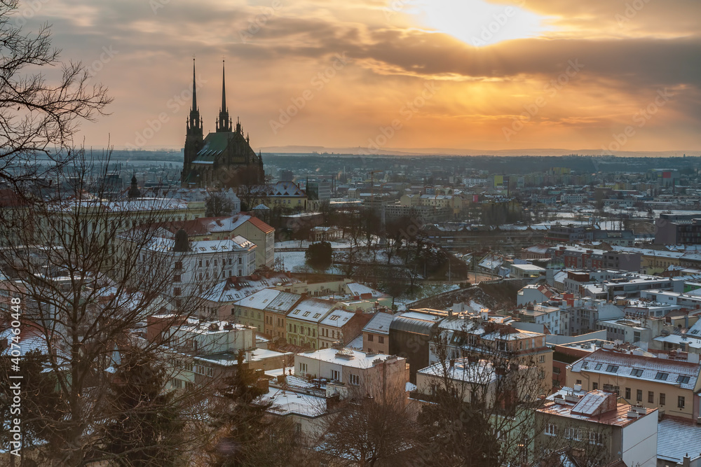 Φωτογραφία Panoramic  view of the The Cathedral of Saints Peter and Paul in Brno in Czech Republic