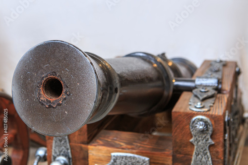 An old artillery gun based on old blueprints 